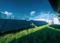 Solar und Solarspeicher in einer Großstadt (depositphotos.com)